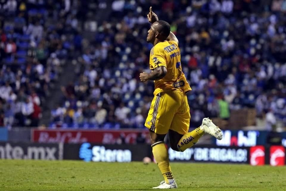 El brasileño Samir descontó para Tigres y marcó su segundo gol con la casaca felina.