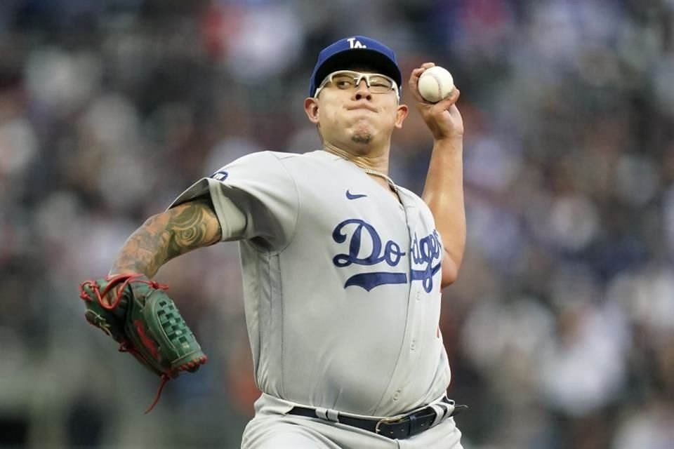 Julio Urías anduvo fino en la lomita con los Dodgers.