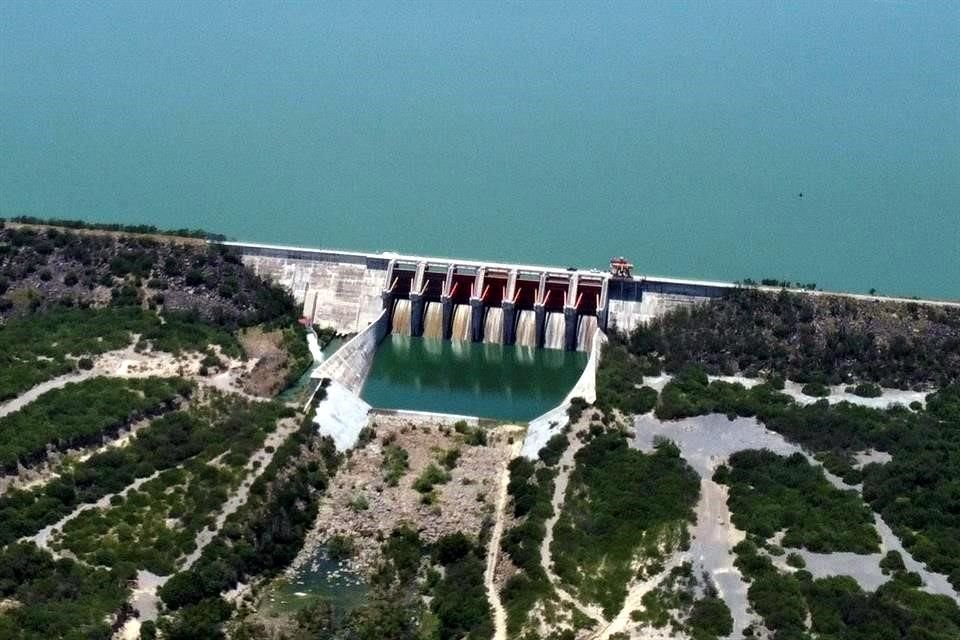 La Comisión Estatal del Agua de Tamaulipas apoya la renegociación del convenio con Nuevo León, pero exige se cumpla con el trasvase de este año y la construcción de un emisor a la Presa Marte R. Gómez.