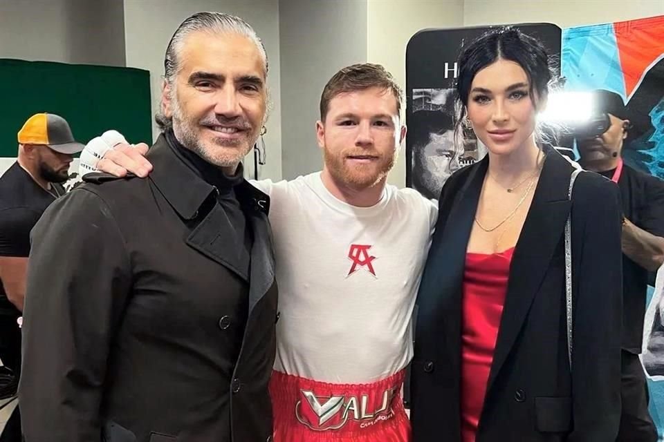 Alejandro Fernández y Karla Laveaga con Saúl 'Canelo' Álvarez