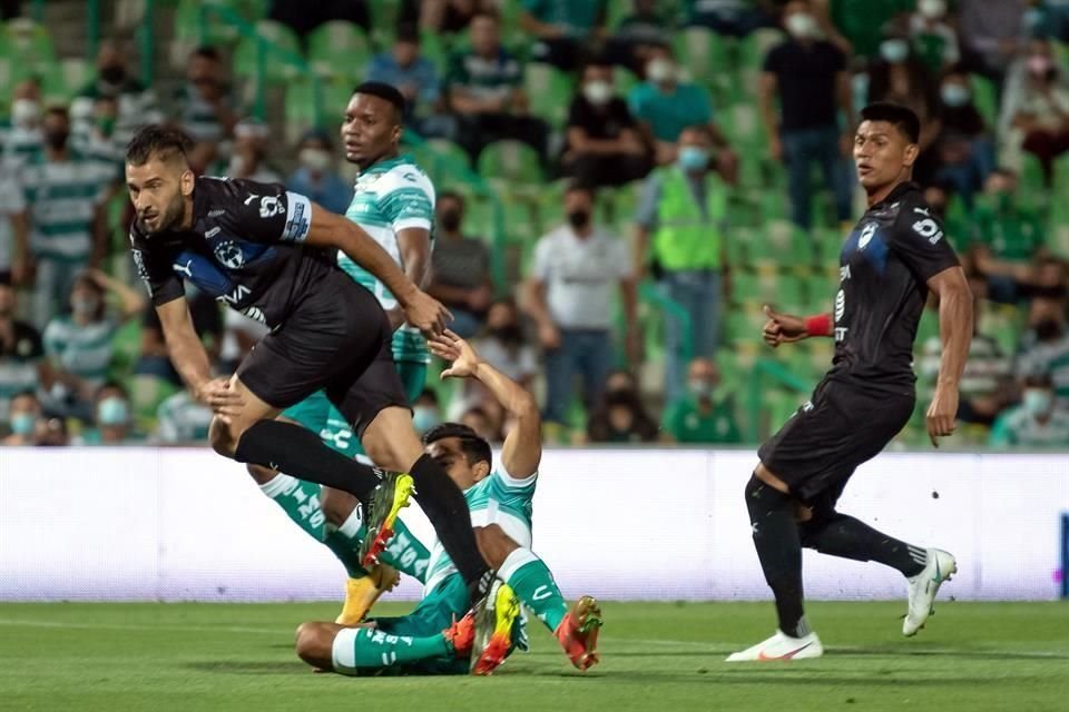 Rayados perdió 2-1 ante Santos en el duelo de ida.