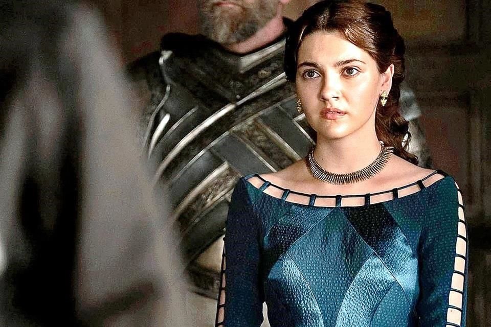 Emily Carey también alcanzó la fama como la reina Alicent Hightower dentro del show.