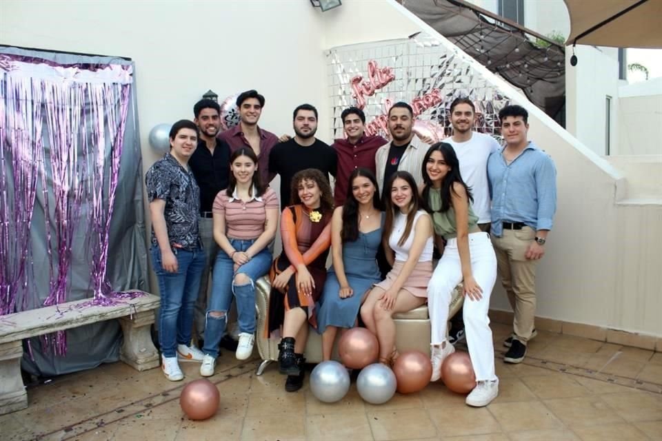 Fernando Casas Villarreal, Roberto Niño, Faisal Fernández, José Ramos, Patricio Valmaña, Carlos Flores, Roberto Hernández, Marcelo Blanco, Estela Barragán García, Isabella Tapia, Jacquelin Romo Peña, 