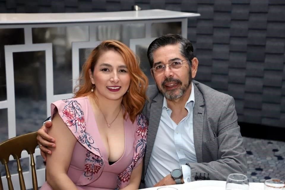 Lily Córdoba y Jorge Castañeda