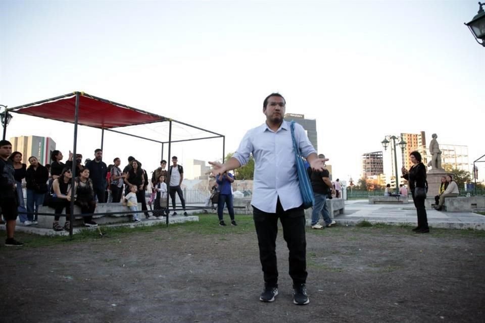 Christian Camacho expone 'Estaciones', en la Plaza Zaragoza.