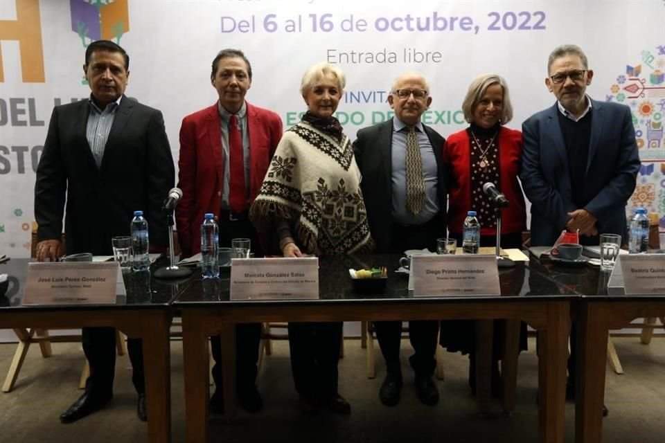 Autoridades del INAH presentaron este lunes el programa de la Feria Internacional del Libro de Antropología e Historia.