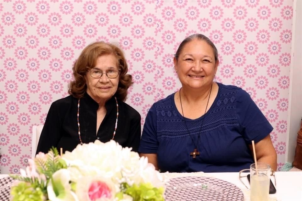 María del Rosario Arredondo y Luz Elena Arredondo