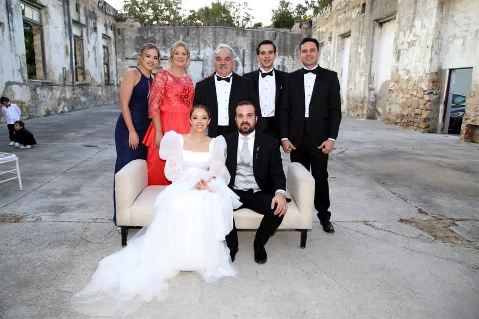 Gabriela Hernández Sandoval, Gabriela Sandoval Infante, Rubén Hernández del Bosque, David Hernández Sandoval, Rubén Hernández Sandoval, Mariana Solís Ibarra y Erick Hernández Sandoval