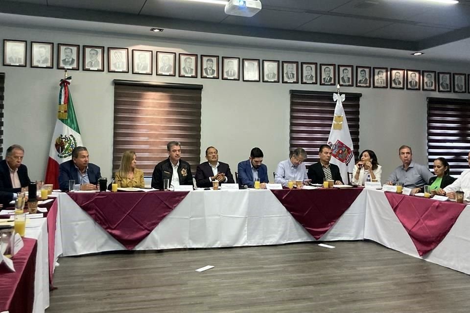 La mesa de desarrollo urbano y movilidad fue instalada en Escobedo.