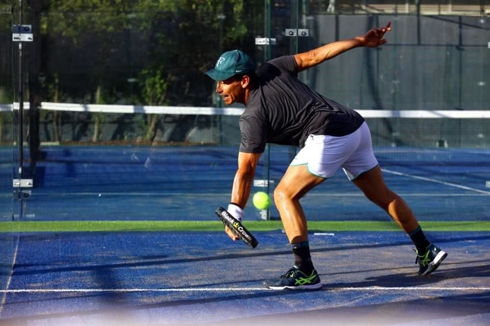 El pádel luce cada vez más como uno de las disciplinas predilectas de los regios para practicar.