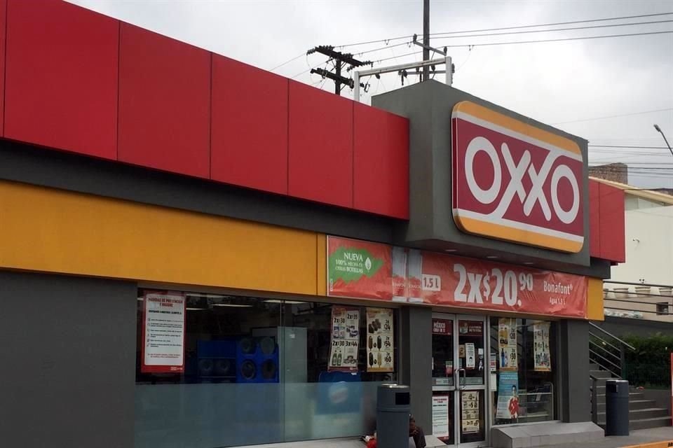 El Presidente arremetió de nuevo contra los dueños de Oxxo.