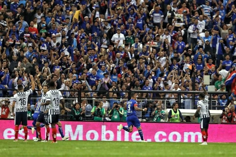 En la ida lo ganó el Monterrey 1-0 con gol de Rodolfo Pizarro, pero la vuelta la perdió 1-0 con el tanto de Milton Caraglio para el 1-1 global, que le dio el pase al azul.