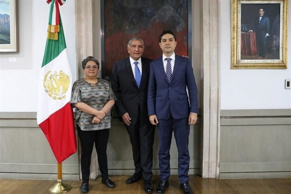 Entrega recepción de la oficina del SAT.