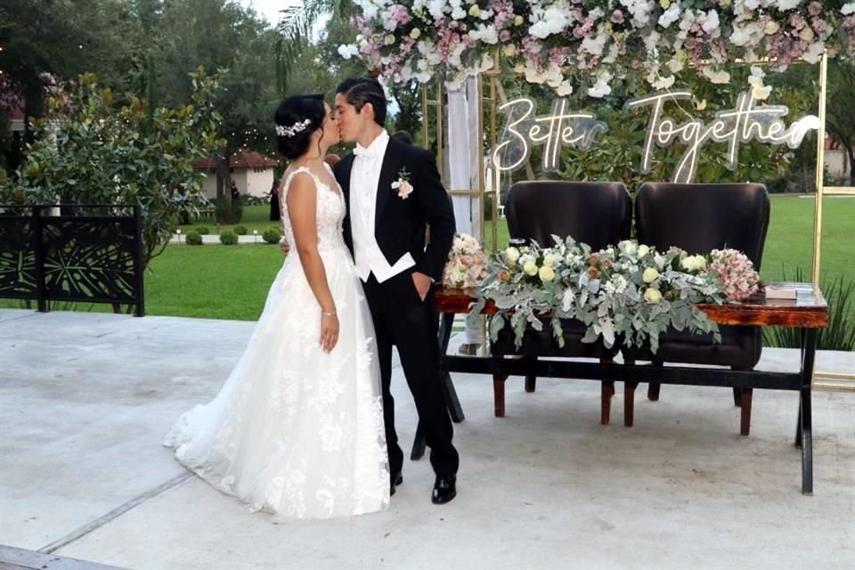 Priscilla Rodríguez Y Jaime Rodríguez
