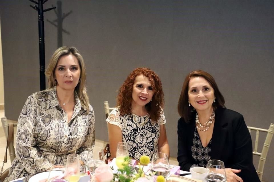 Ivette Sáenz Lupita Lozano y Beba de Kipper