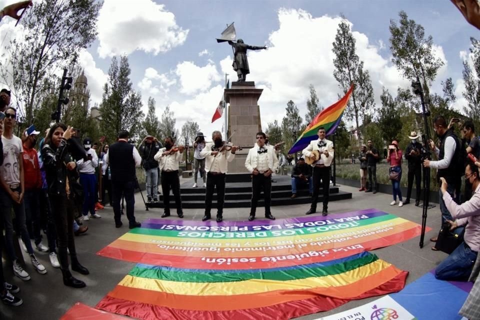 El matrimonio igualitario finalmente dejó el congelador legislativo en el que se encontraba desde hace 13 años en el Estado de México.