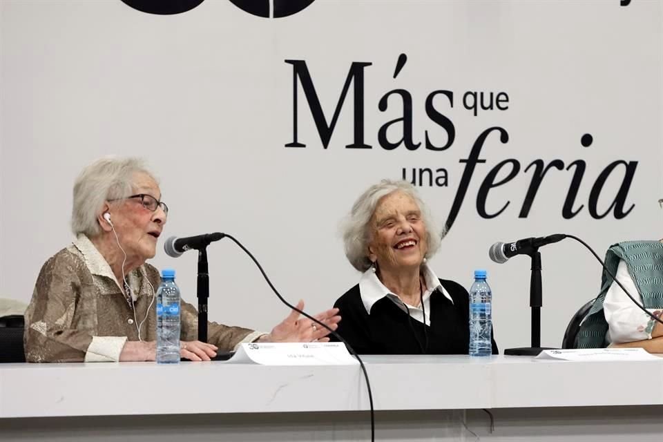 Elena Poniatowska e Ida Vitale tuvieron un encuentro histórico, pues las ganadoras del Premio Cervantes 2013 y 2018, respectivamente, compartieron una misma mesa de diálogo por primera vez.