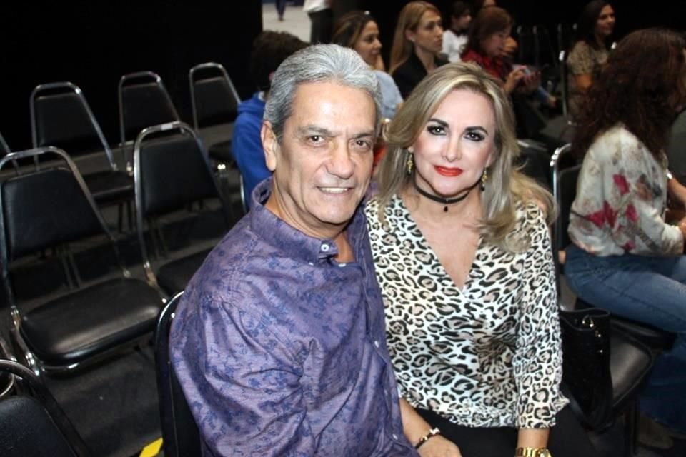 Ovidio Garza Polina y Pilar Guzmán de Garza