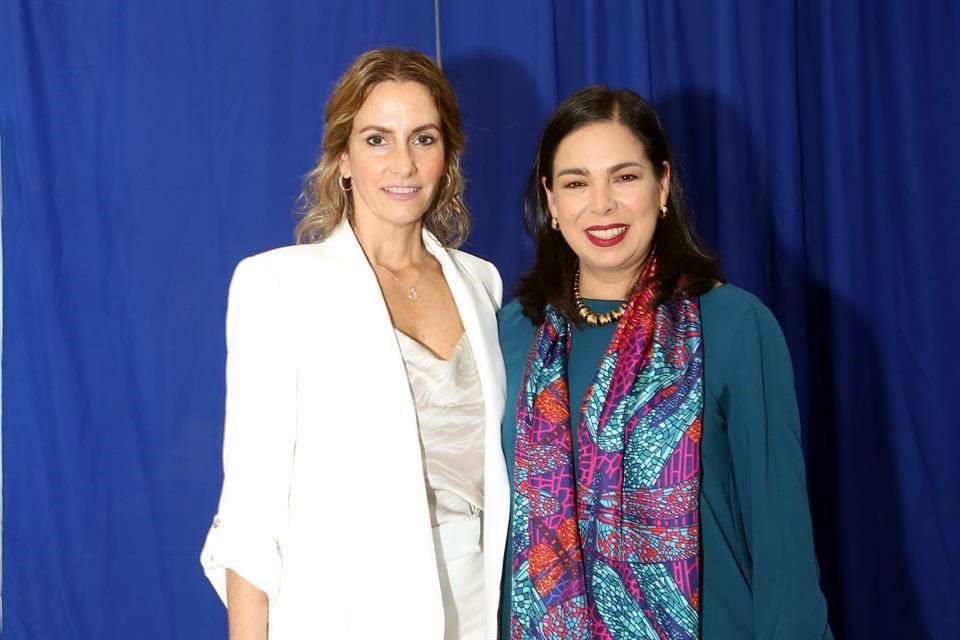 Jacqueline Font de Sagahón y Gabriela Riveros