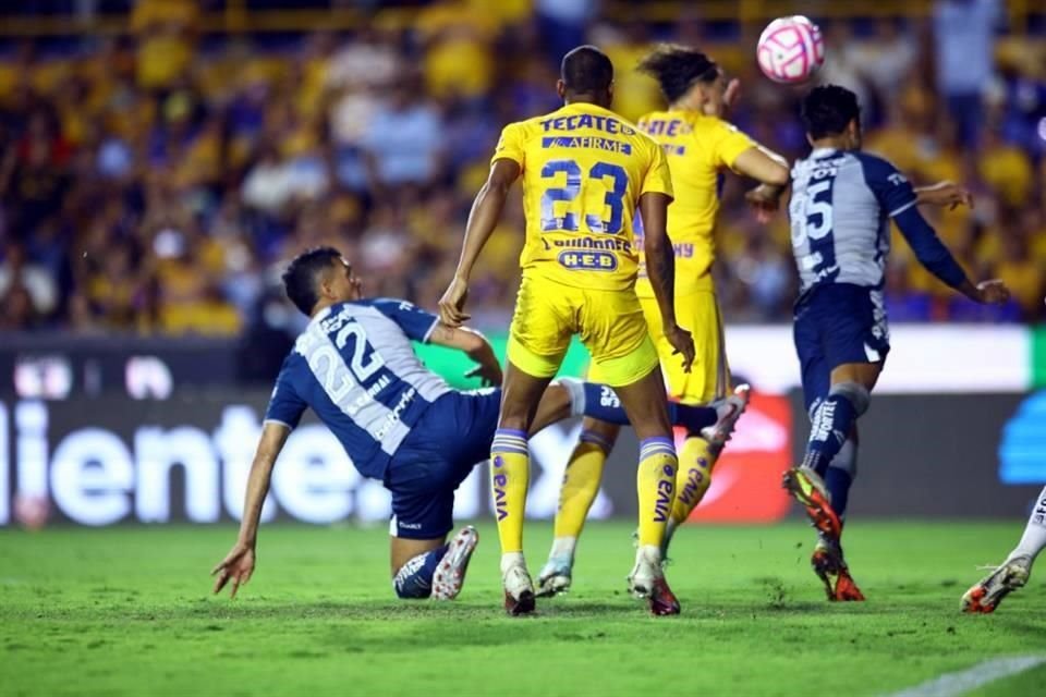 Imágenes del segundo tiempo en el triunfo de Tigres 1-0 sobre Pachuca.