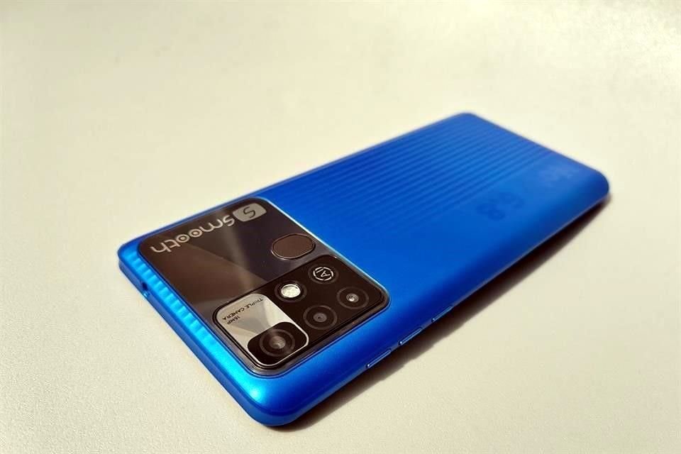 Así luce la parte anterior del Smooth Note 6.8. Destaca el sistema de cámara, con su sensor principal de 16 MP.
