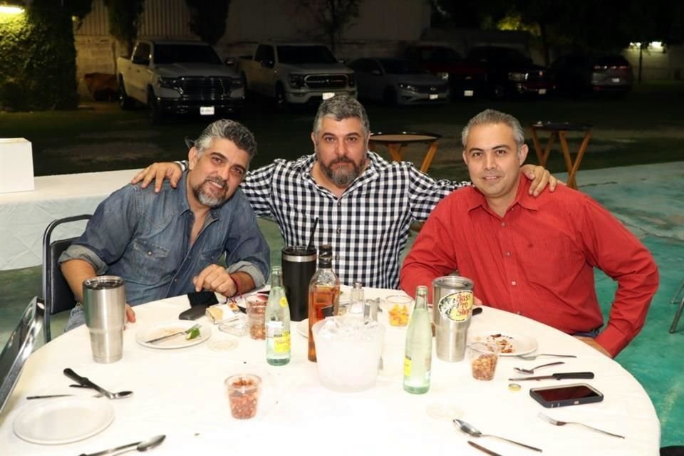 Damián Yamallel, Luis Yamallel y Herminio Rodríguez