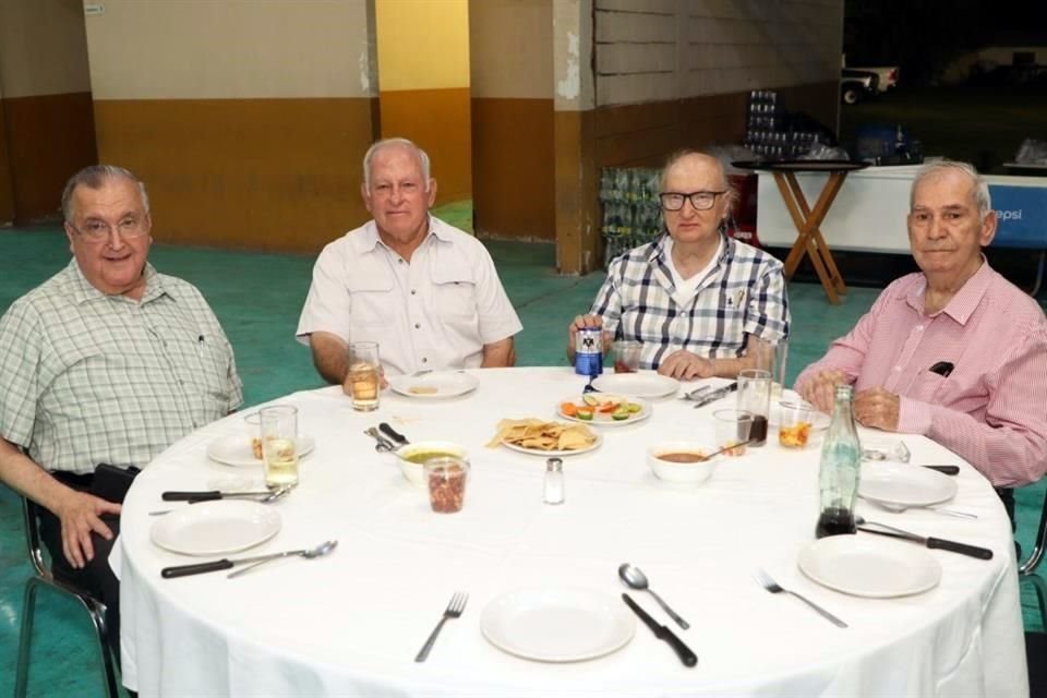 José Francisco Flores, Enrique Elizondo, Alfonso Ángel Garza y Aurelio Garza