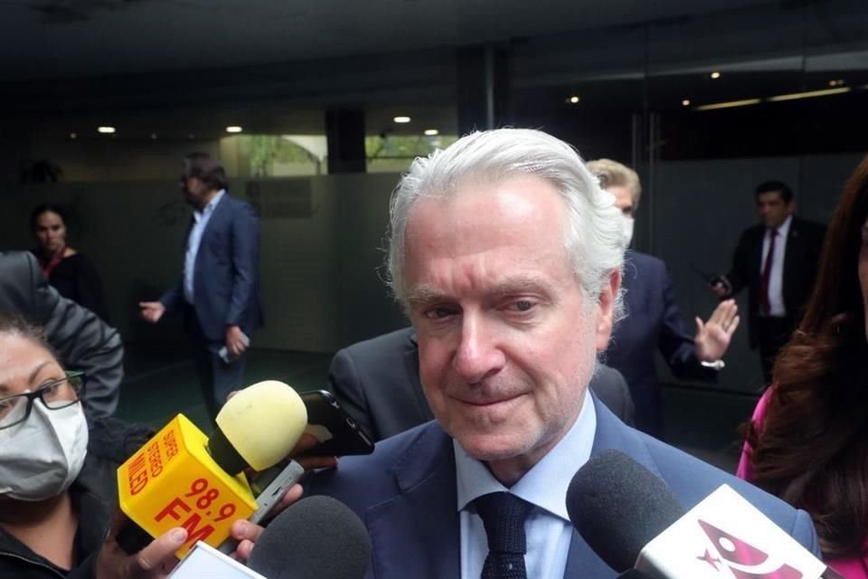 El diputado panista Santiago Creel, presidente de San Lázaro, respondió a las críticas del Secretario de Gobernación.