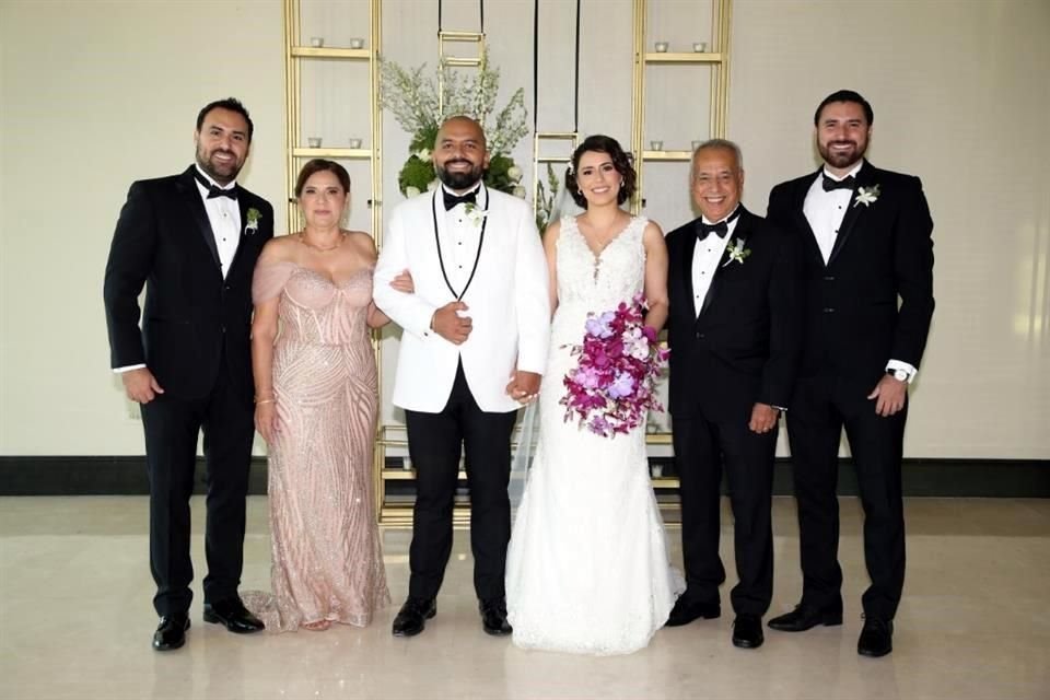 Alejandro Licona González, María Guadalupe González de Licona, Héctor Mauricio Molina Romo, Rosa Carolina Licona González, Juan Manuel Licona de León y Juan Manuel Licona González