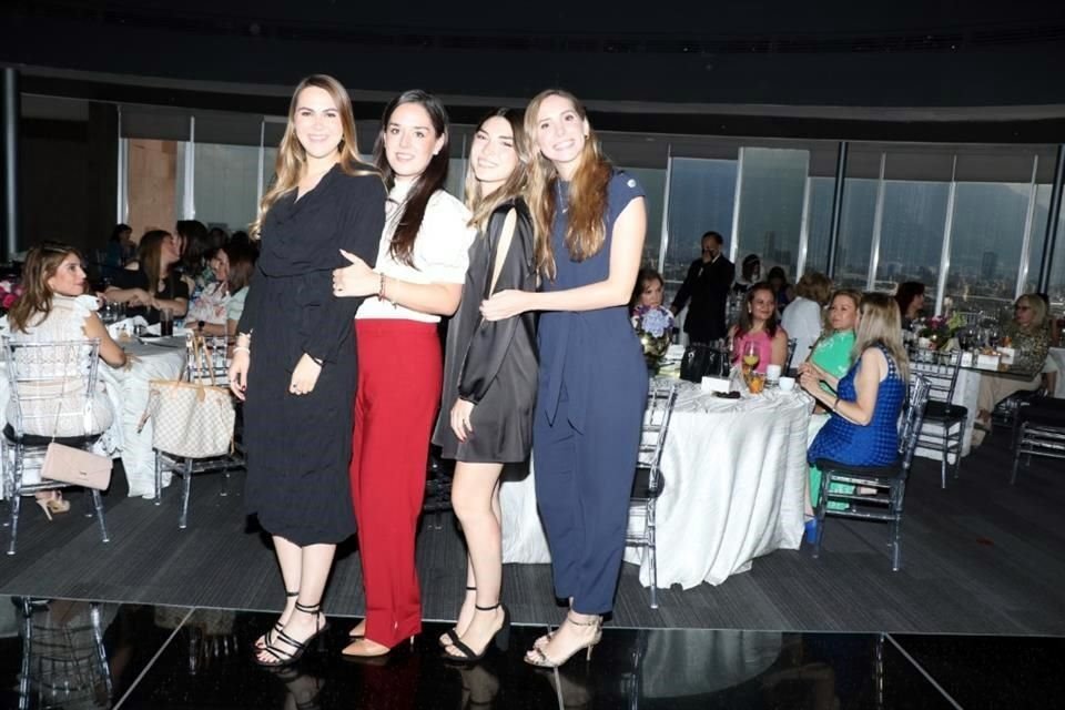Andrea Safi, Maria Elisa Villarreal, Karla Vázquez Mellado y Andrea García