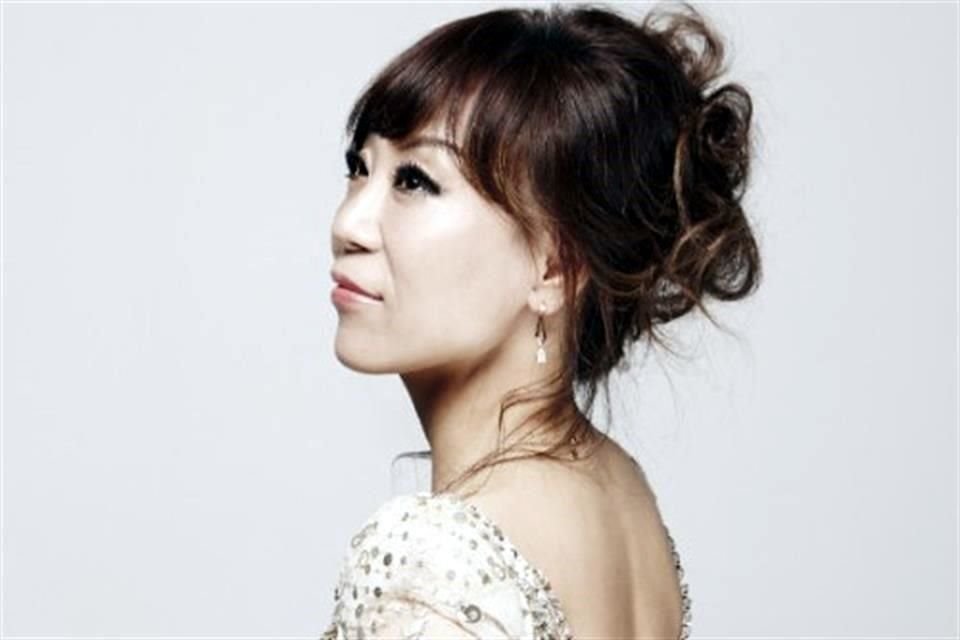 La soprano Sumi Jo se presentó en el Teatro Juárez el 15 de octubre en el marco del Festival Internacional Cervantino.