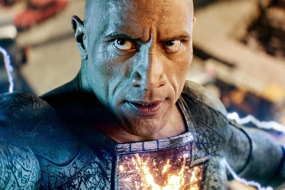 Las cinta 'Black Adam' de DC Comics y Warner Bros. consiguió 7.6 millones de dólares en estados unidos únicamente por avances.