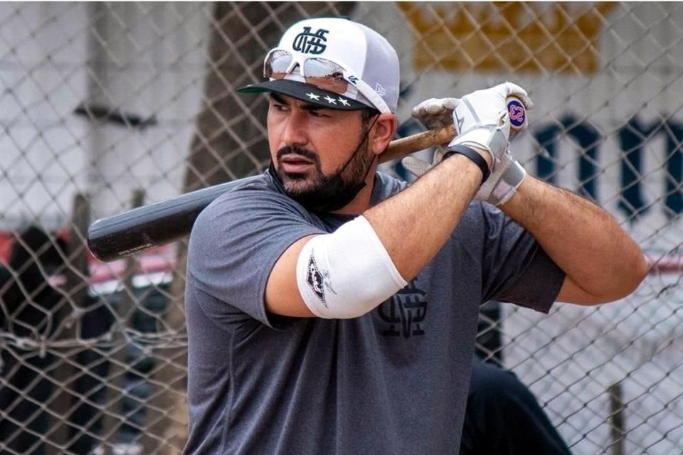 El ex ligamayorista Adrián González jugará con los Mariachis.