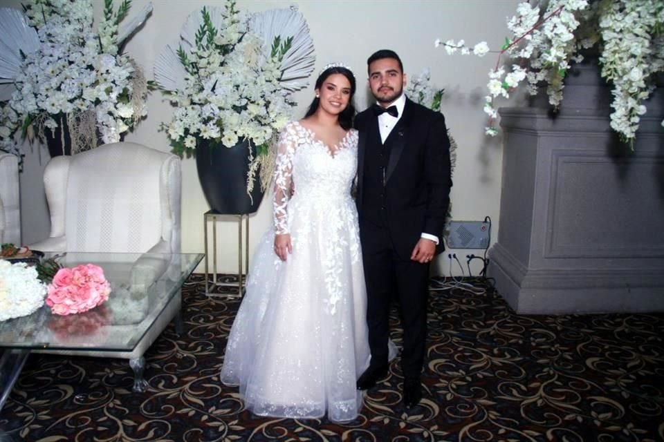 Mariana Castillo Salinas y Juan Antonio Esparza García