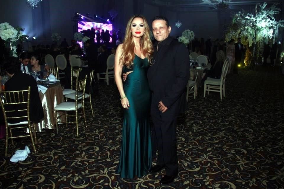 Alicia Reyes y Alejandro Reyes