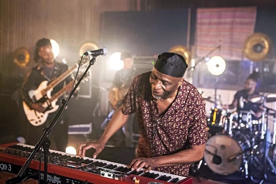Ray Lema y otros músicos presentarán el espectáculo 'Proyecto Rumba: On Entre Ok - On Sort Ko' en la Explanada de los Héroes.