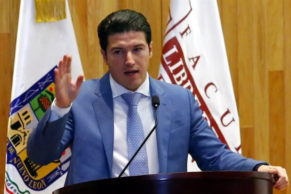 En su intervención en el panel Hallazgos 2021, en el tema de Procuración de Justicia en Nuevo León, el Mandatario señaló que debe la sociedad civil apoyar en la elección a los Diputados locales.