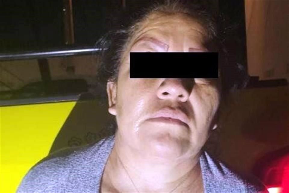 Los detenidos fueron identificados como Adolfo, de 44 años, y Nora, de 42, quienes hasta hace poco mantenían una relación sentimental, la cual terminaron.