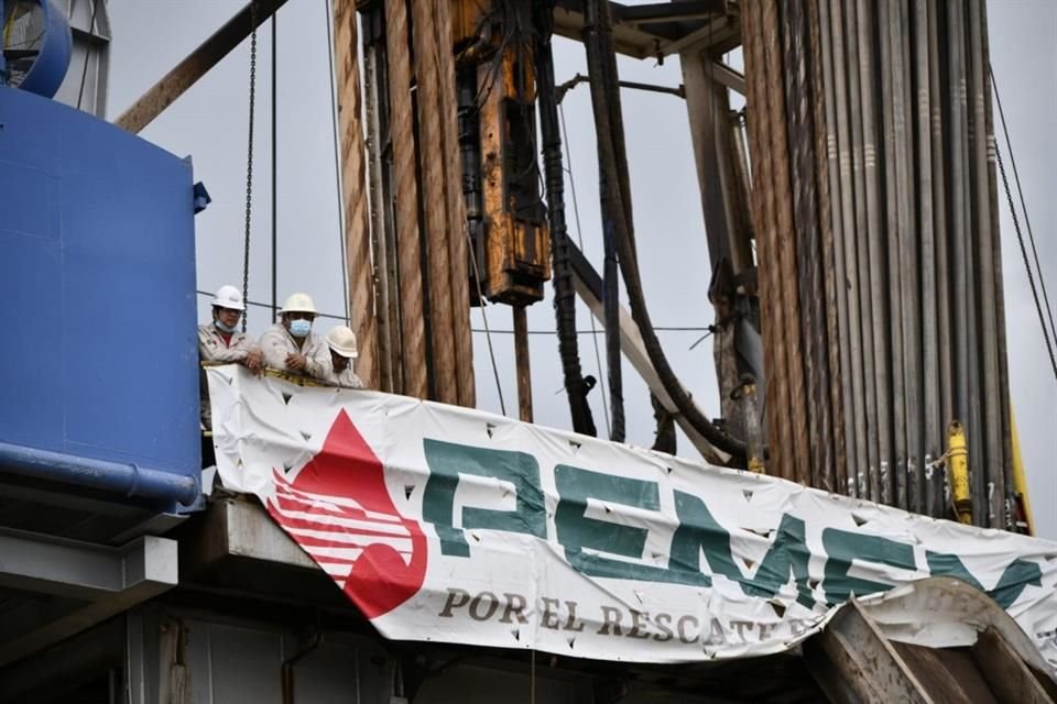 Pemex tiene unos 11 mil 200 millones de dólares en amortizaciones de deuda para 2024.