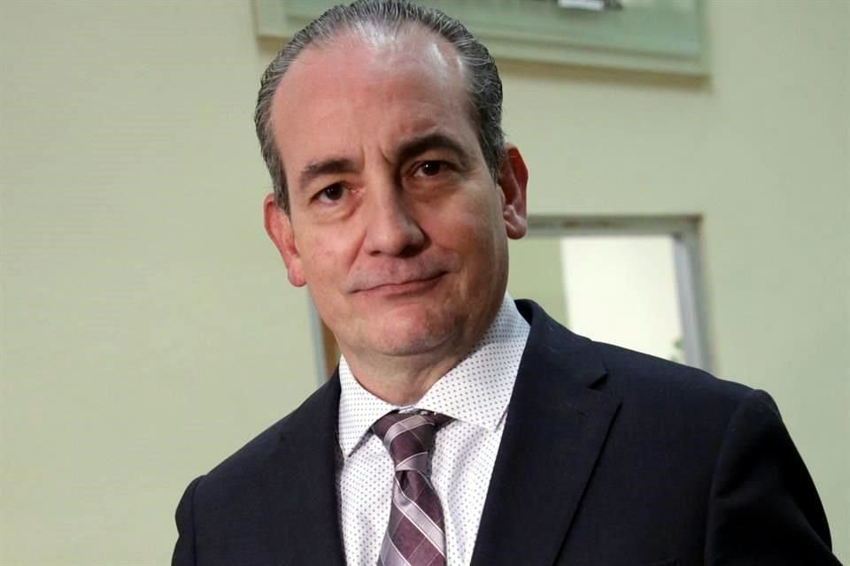 También acudió Roberto Gallardo, director jurídico de la Secretaría de Economía.