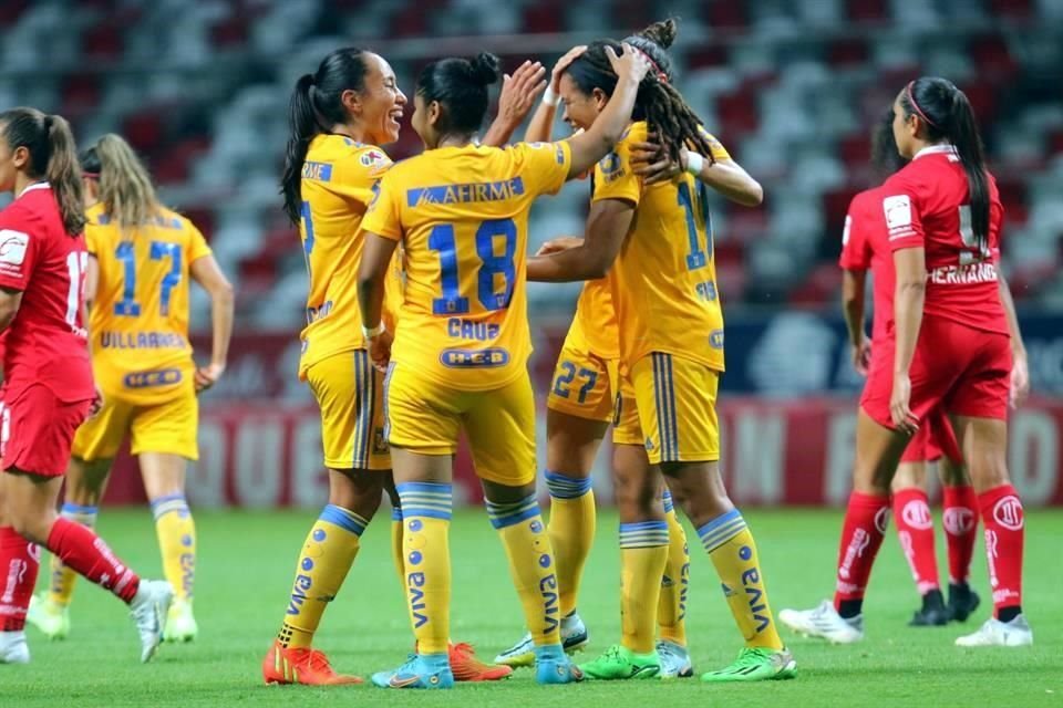 Tigres Femenil goleó 4-0 a Toluca de visita en la ida de Cuartos de Final.