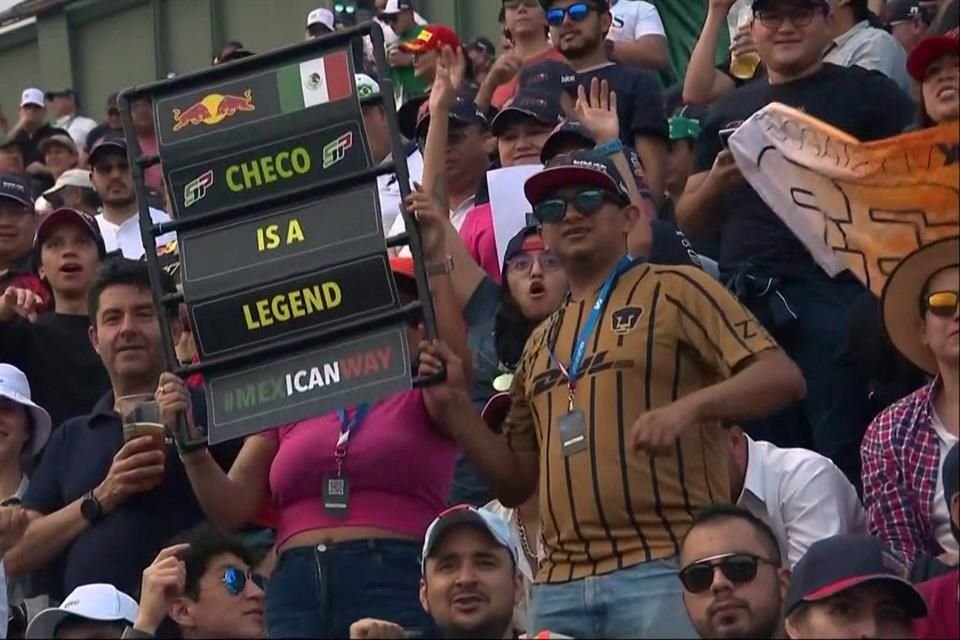 Los aficionados se ponen ingeniosos para apoyar al piloto mexicano.