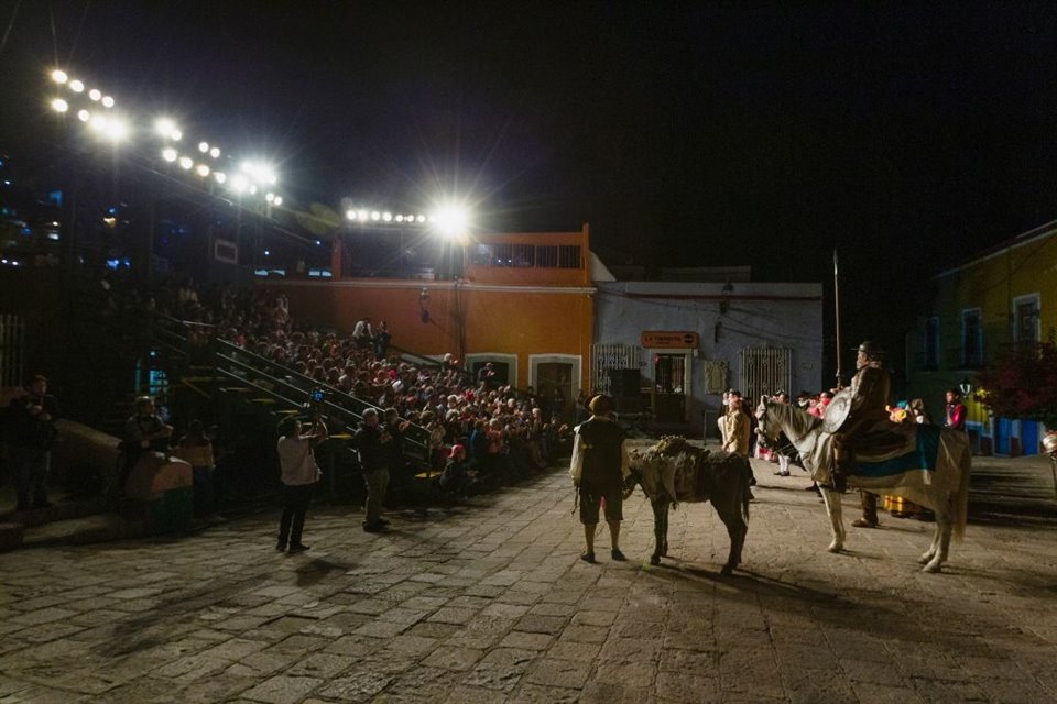 La Plaza de San Roque, en Guanajuato, ha rememorado entremeses de Cervantes por 69 años, puesta en escena que impulsó la creación del Festival Internacional Cervantino.