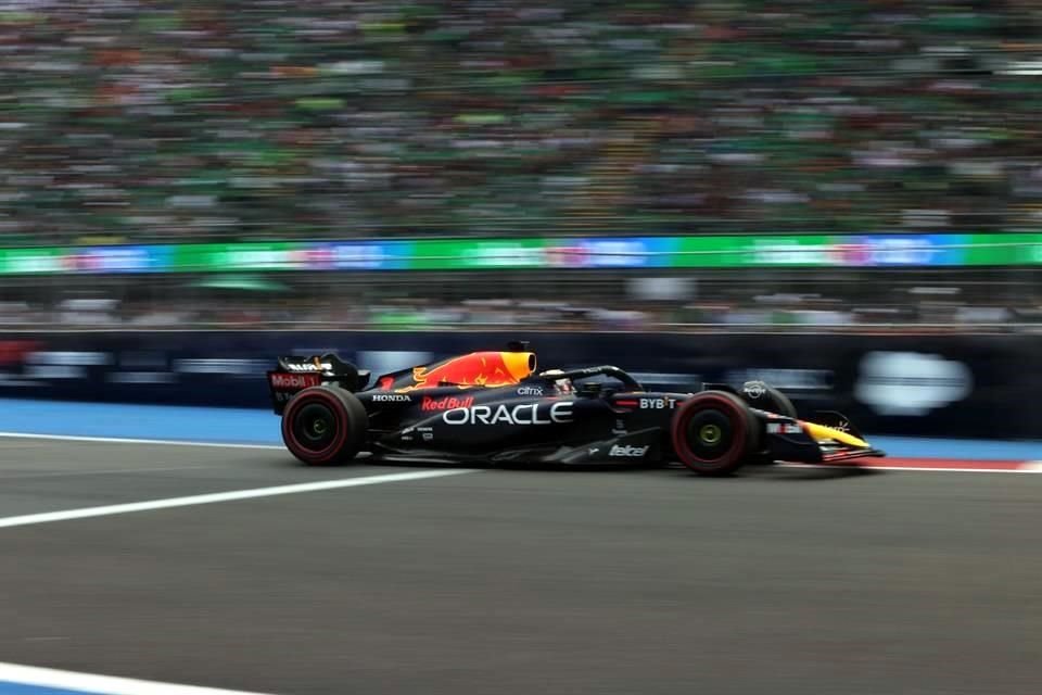 Max Verstappen ganó pro cuarta ocasión en México.