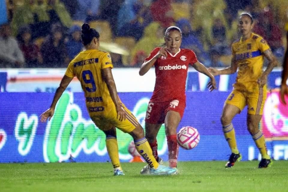 Tigres Femenil goleó 5-0 a Toluca y avanzó a las Semifinales del Apertura 2022 con un aplastante global de 9-0; su rival será Rayadas o América Femenil.