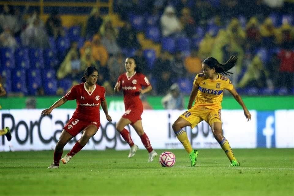 Tigres Femenil goleó 5-0 a Toluca y avanzó a las Semifinales del Apertura 2022 con un aplastante global de 9-0; su rival será Rayadas o América Femenil.