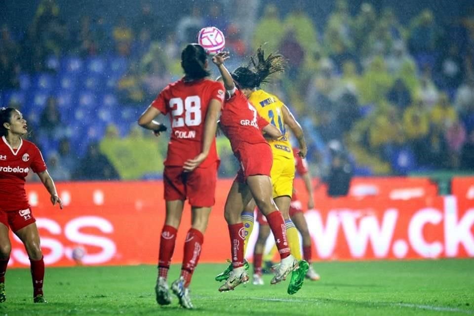 Tigres Femenil goleó 5-0 a Toluca y avanzó a las Semifinales del Apertura 2022 con un aplastante global de 9-0; su rival será Rayadas o América Femenil.