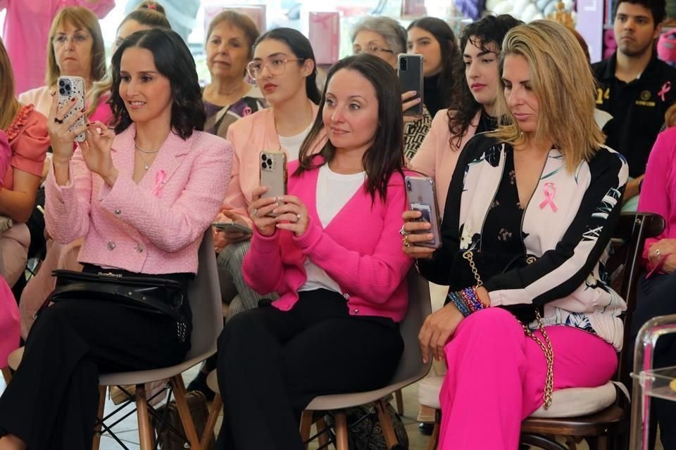Gaby Beltrán de De la Garza, Mayra Macía de Canavati y Cruz María Cantú