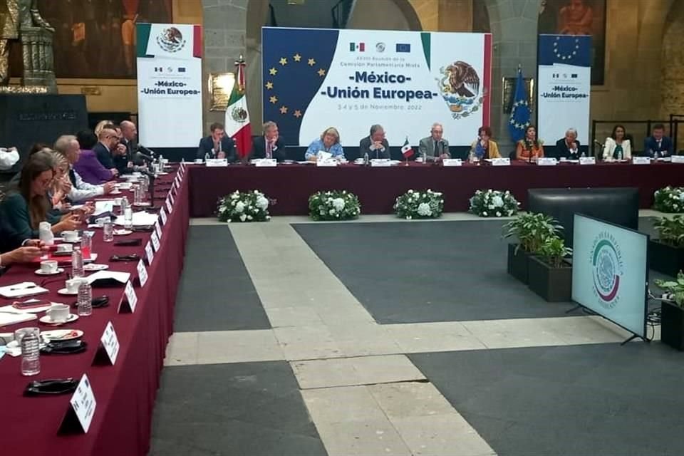 El eurodiputado Massimiliano Smeriglio inauguró la XXVIII reunión de la Comisión Parlamentaria Mixta México-UE en la antigua sede del Senado en la Ciudad de México.