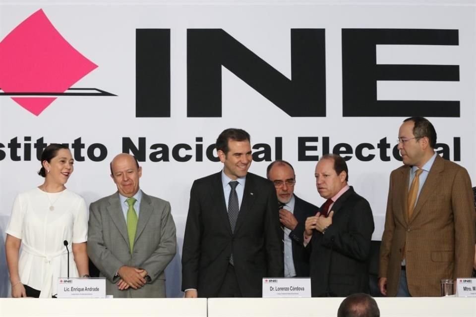 Ignacio mier afirmó que se necesita la reforma electoral porque el INE y la forma de elección de 11 consejeros se fue pervirtiendo.